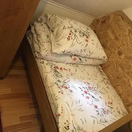 Semesterbostad Vikendica Raj